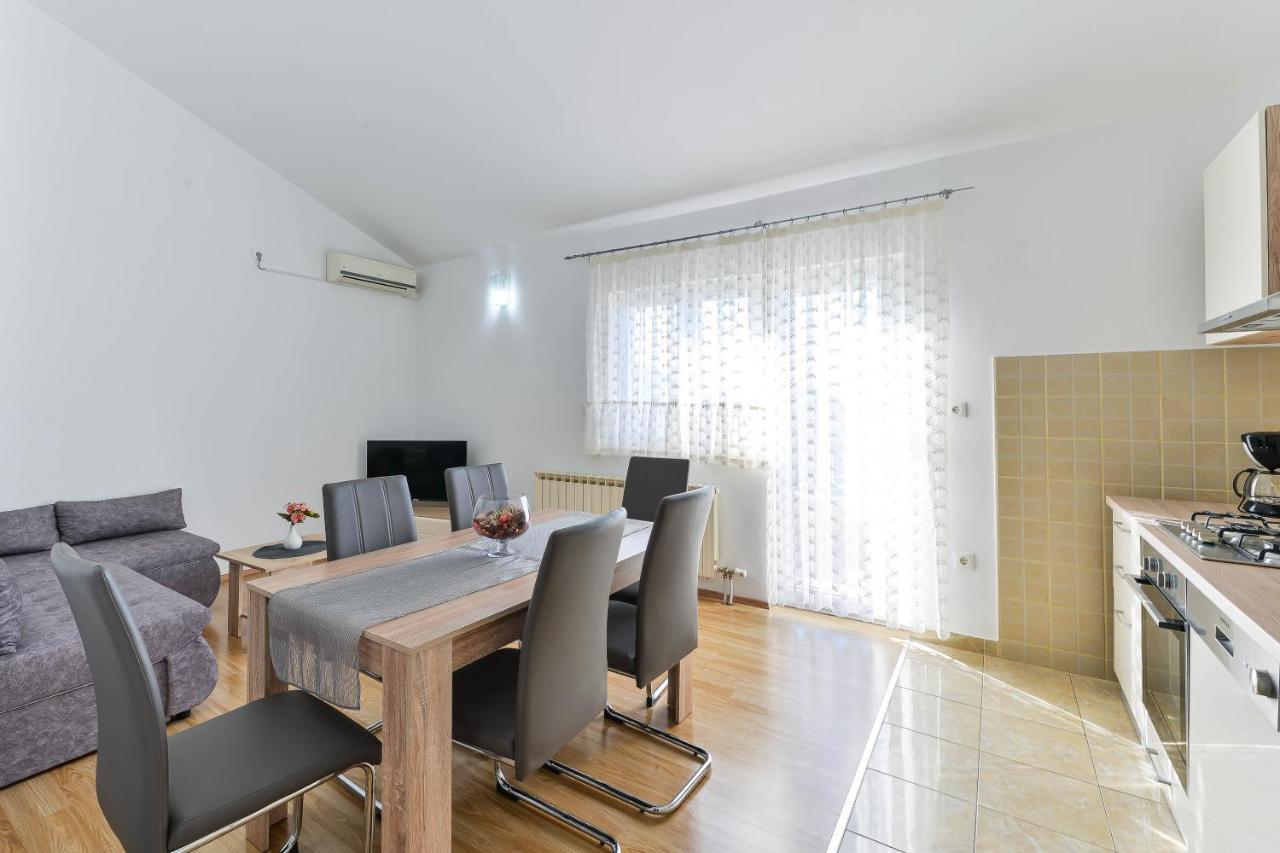Apartmani Stadion 扎达尔 外观 照片