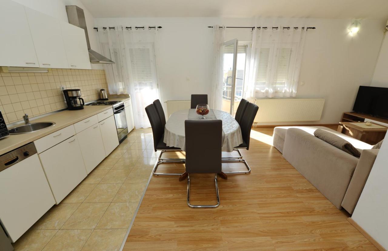 Apartmani Stadion 扎达尔 外观 照片