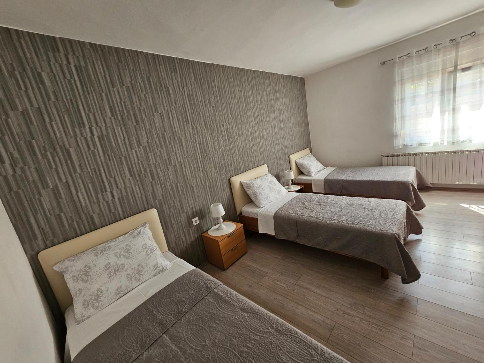 Apartmani Stadion 扎达尔 外观 照片