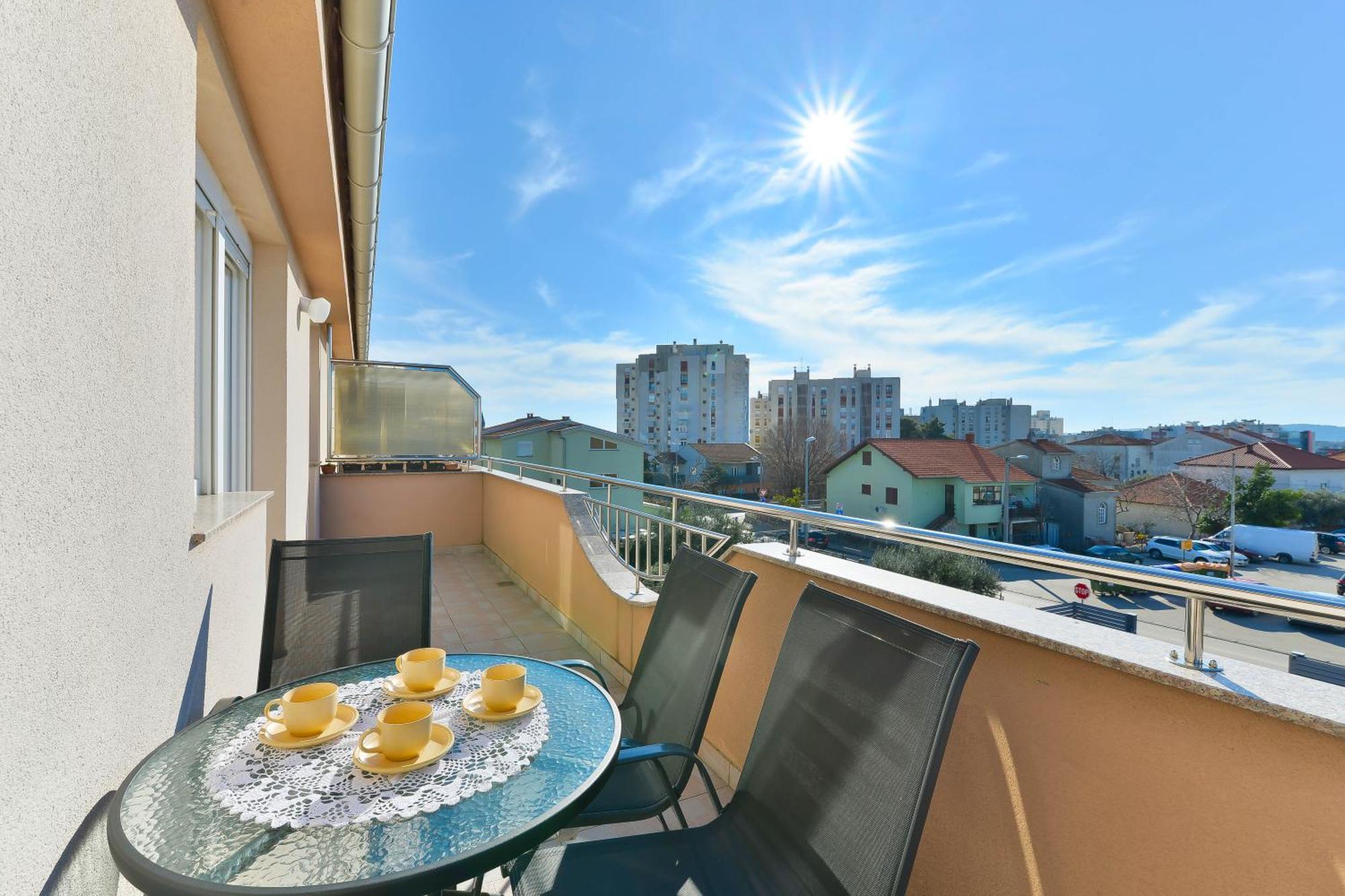 Apartmani Stadion 扎达尔 客房 照片