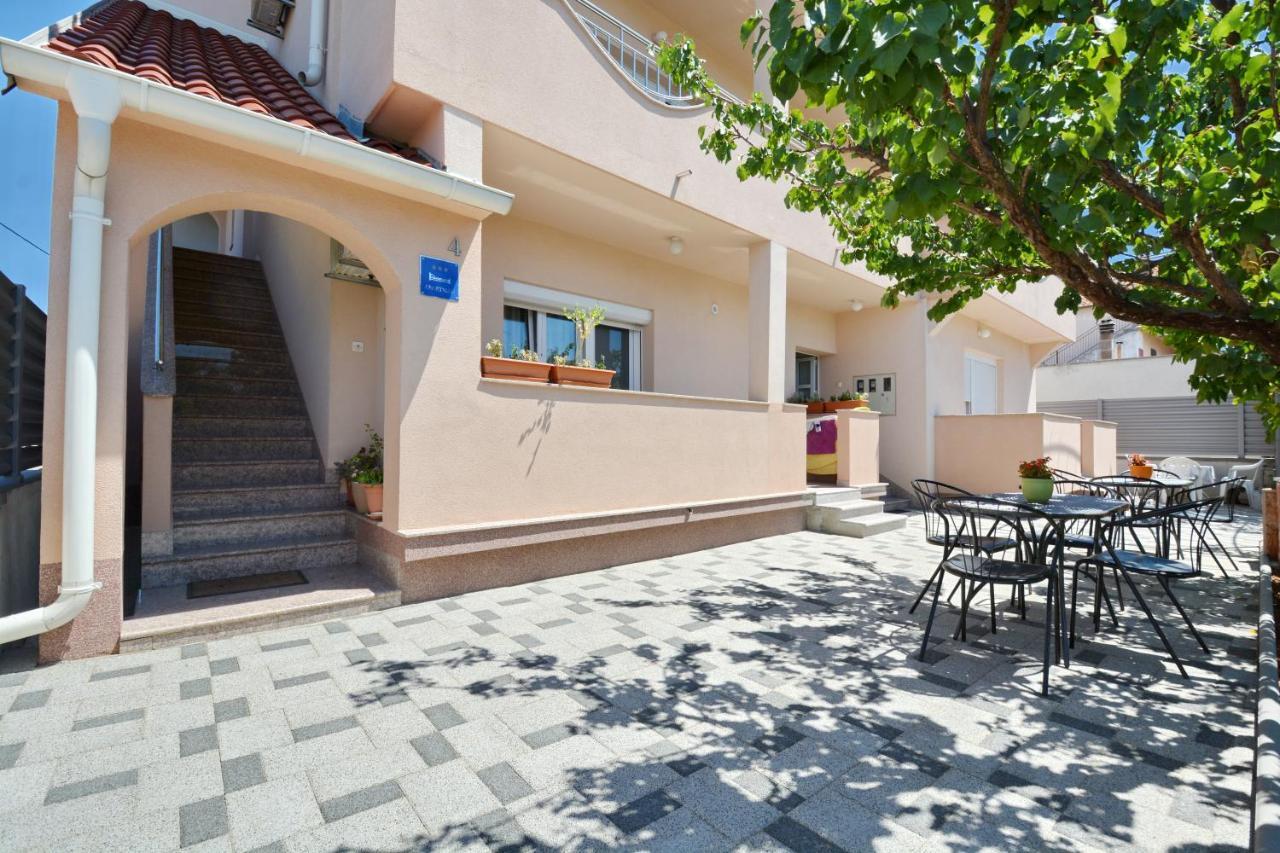 Apartmani Stadion 扎达尔 外观 照片